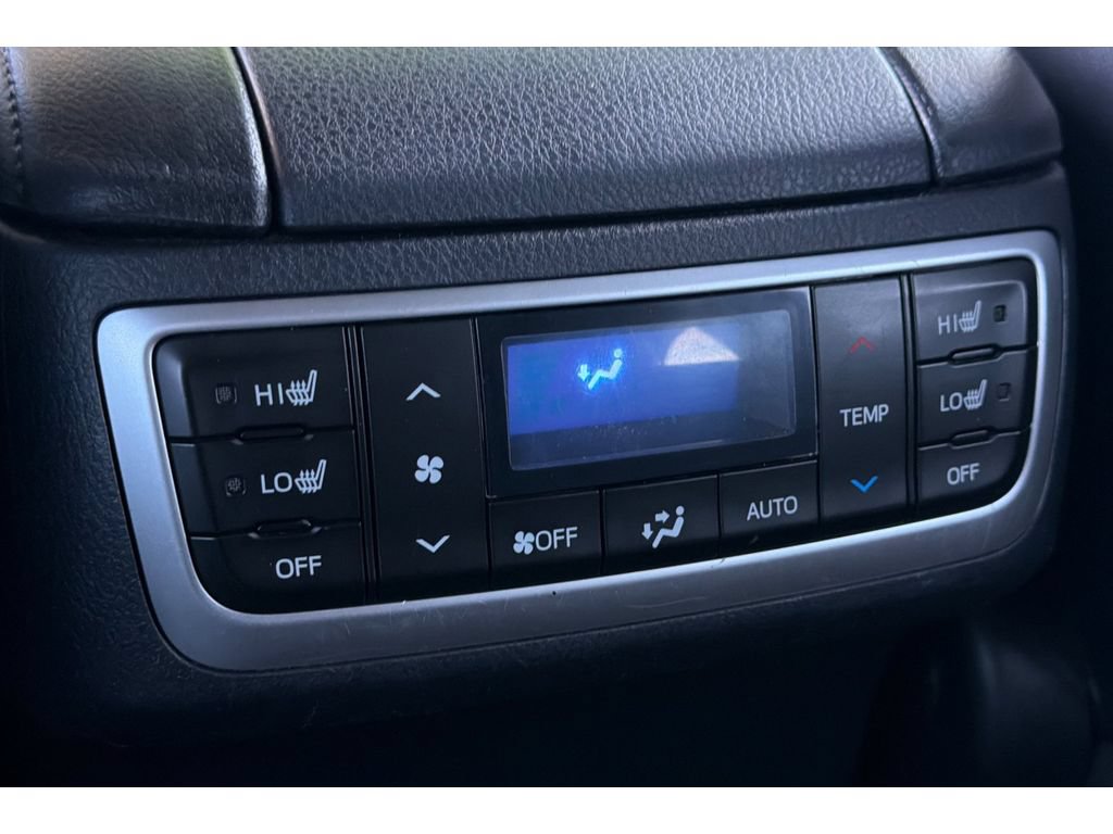 Used 2018 Toyota Highlander Limited Platinum AWD/4WD image 14