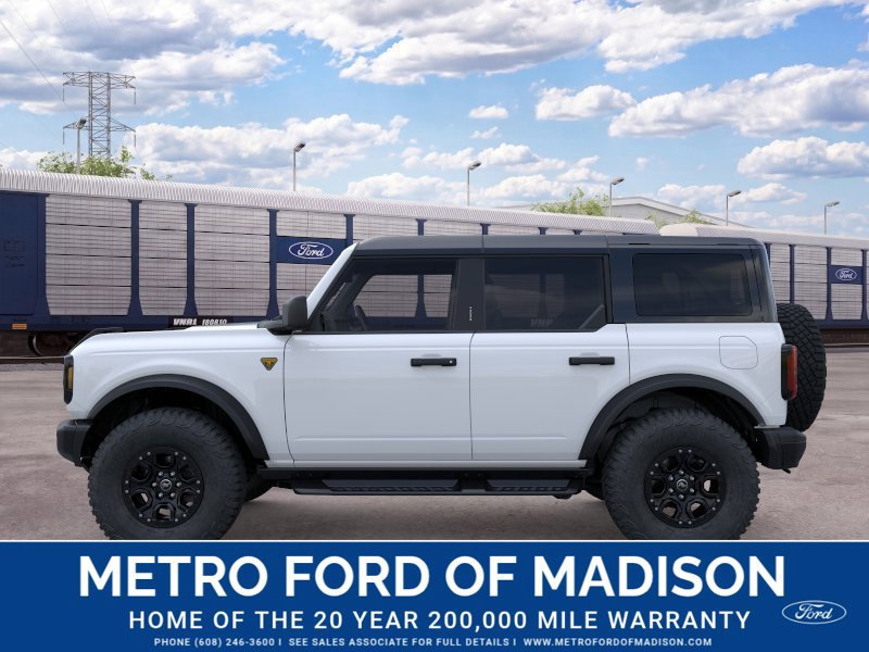 New 2026 Ford Bronco Badlands AWD/4WD image 3