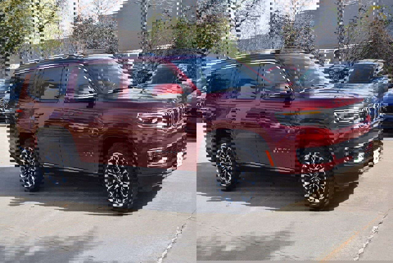 Used 2022 Jeep Wagoneer Series III w/ Premium Group I image 5