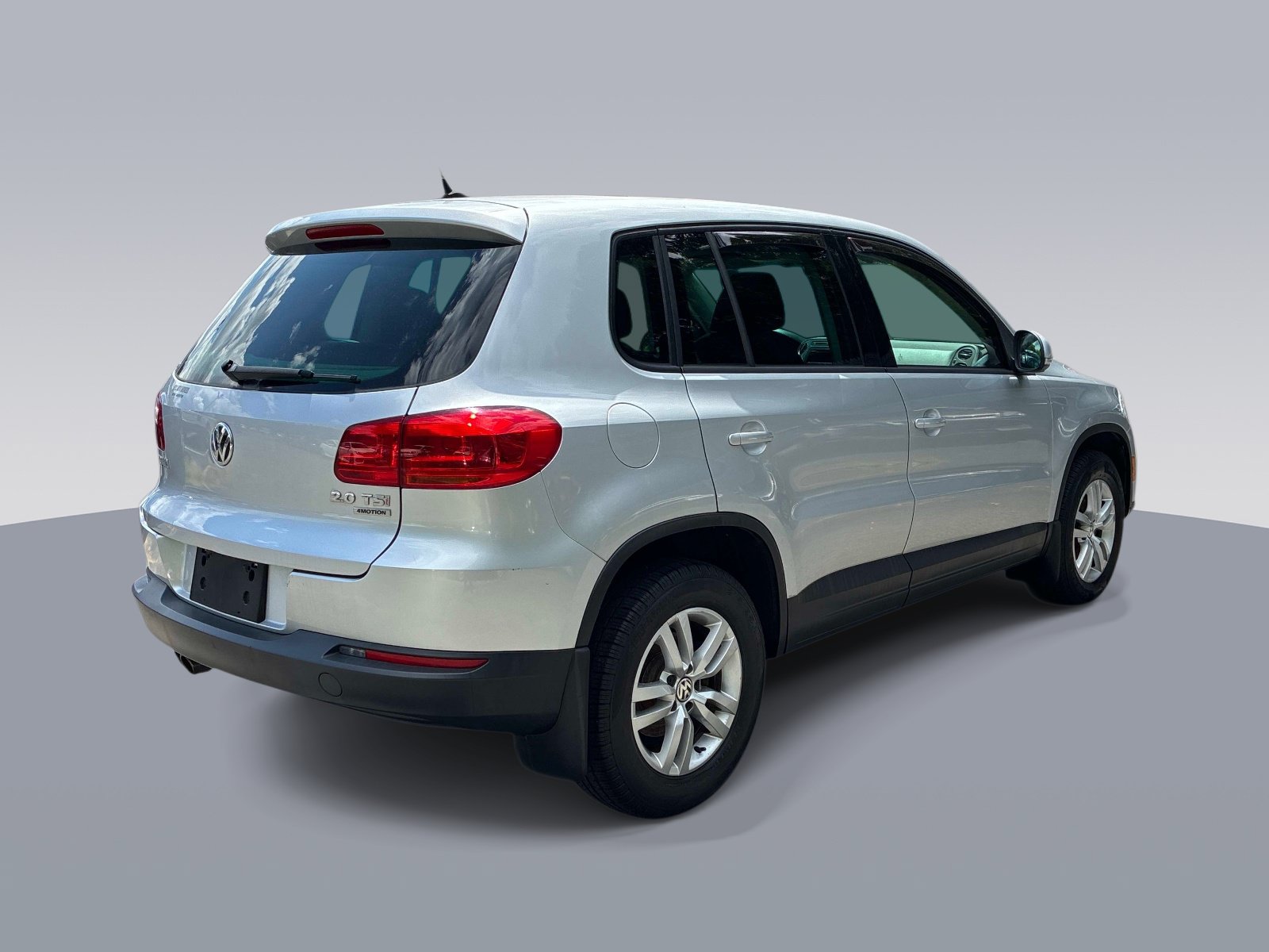 Used 2013 Volkswagen Tiguan S AWD/4WD image 7