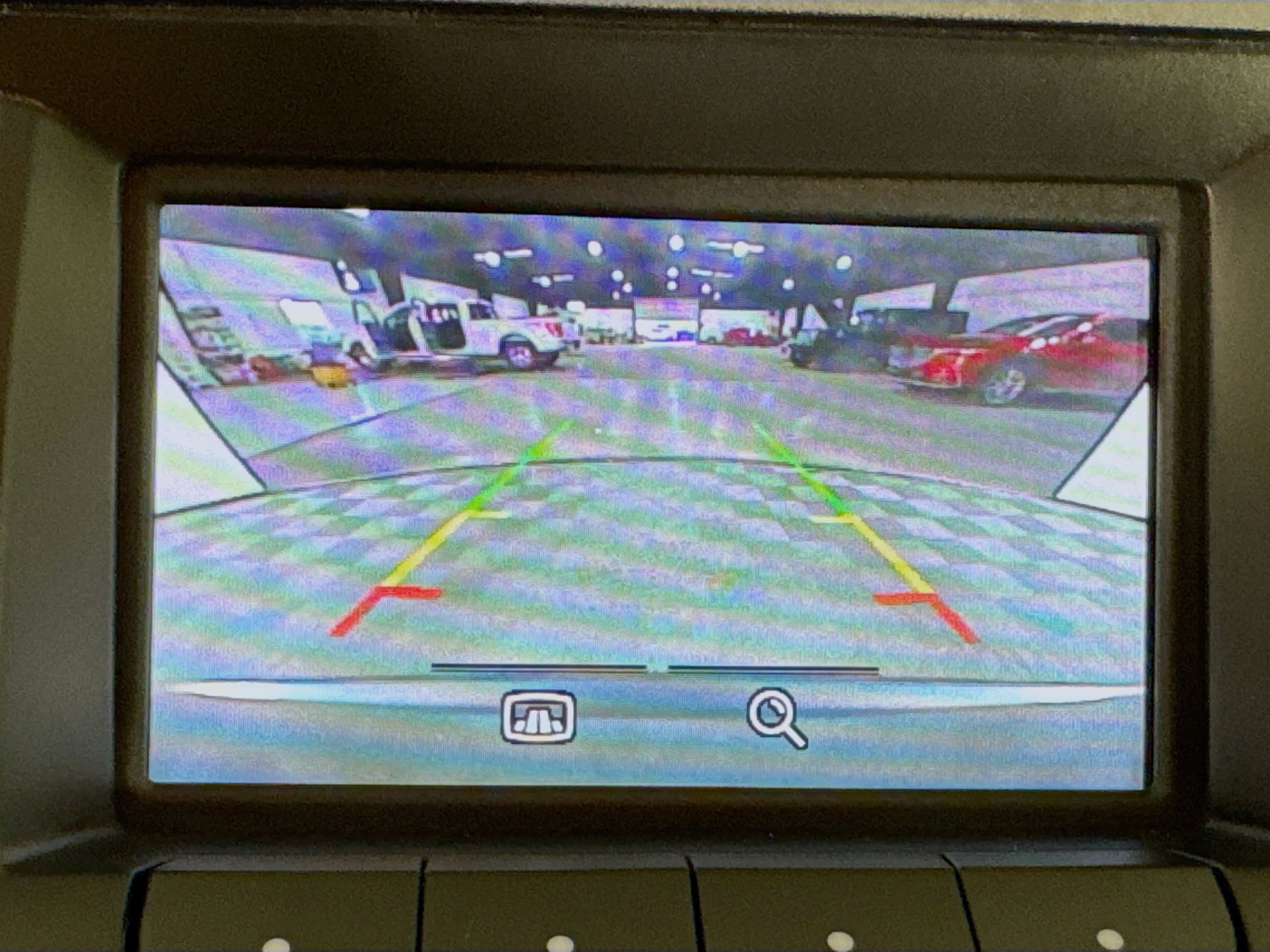 Used 2018 Ford Taurus SEL image 18