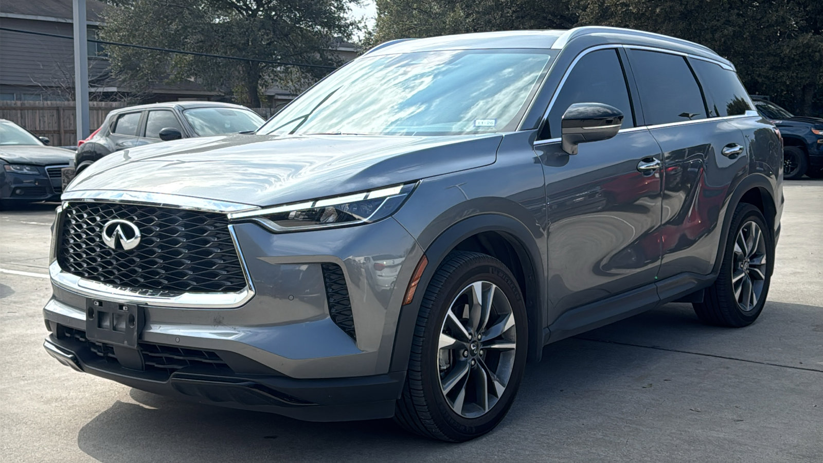 Used 2023 INFINITI QX60 Luxe w/ Cargo Package image 3