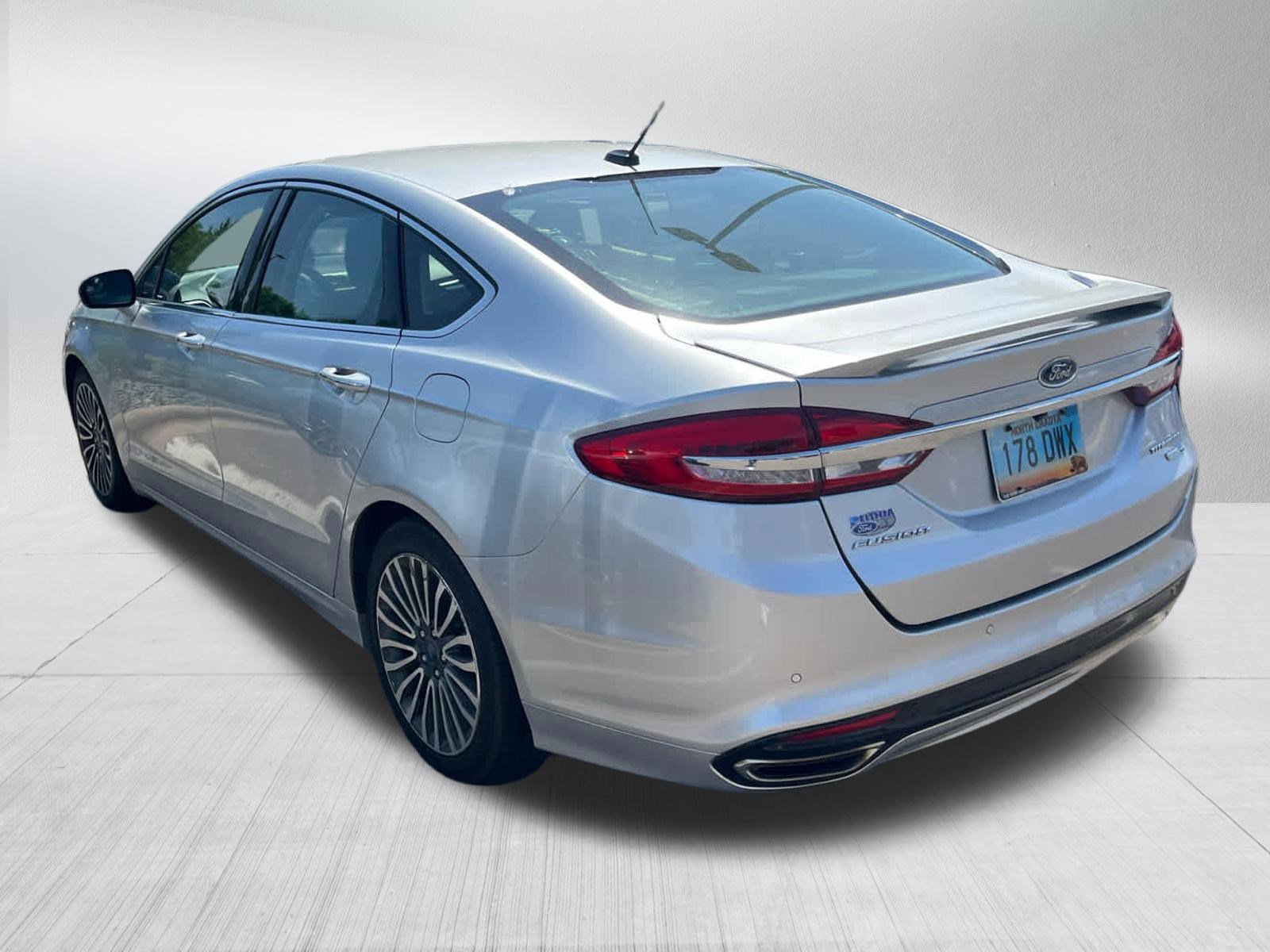 Used 2018 Ford Fusion Titanium AWD/4WD image 3