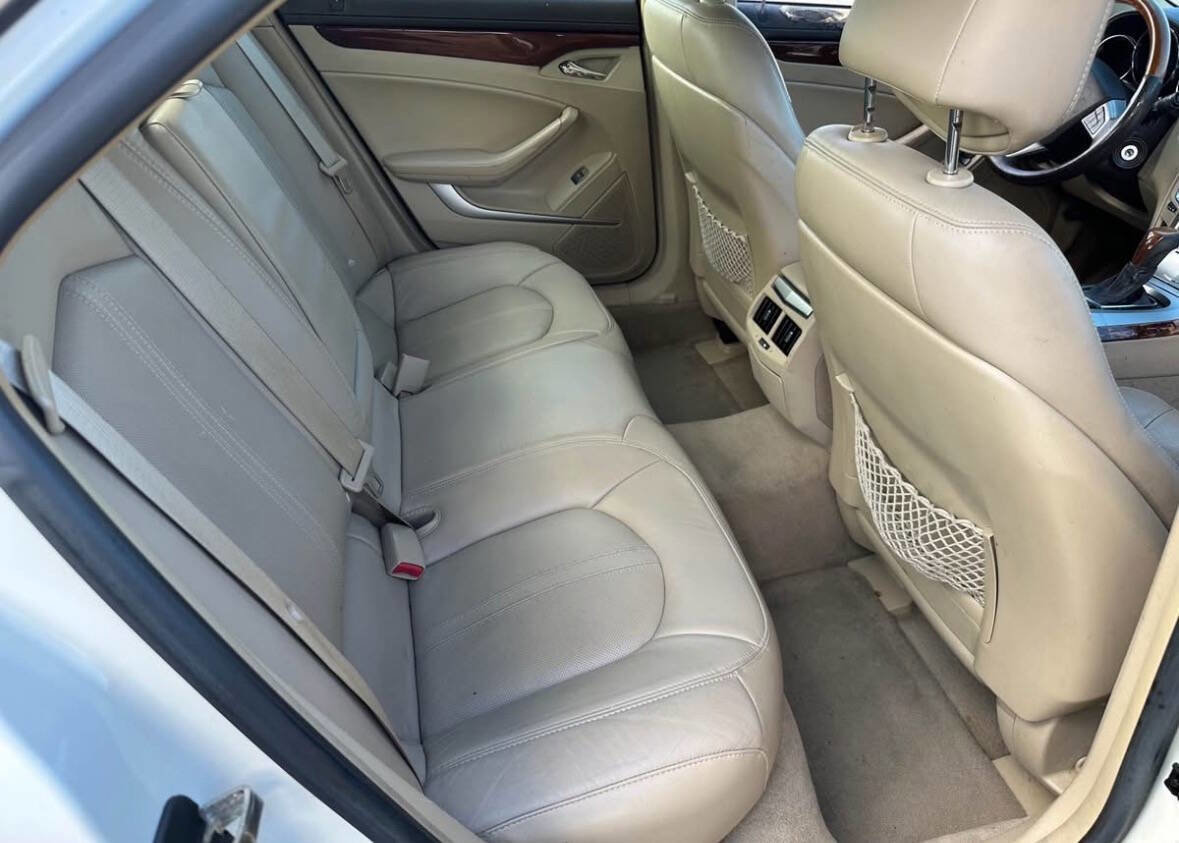 Used 2009 Cadillac CTS 3.6 w/ Wood Trim Package image 9