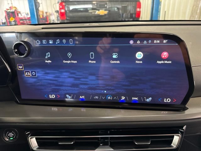 New 2027 Chevrolet Traverse LT w/ Driver Confidence Package AWD/4WD image 25