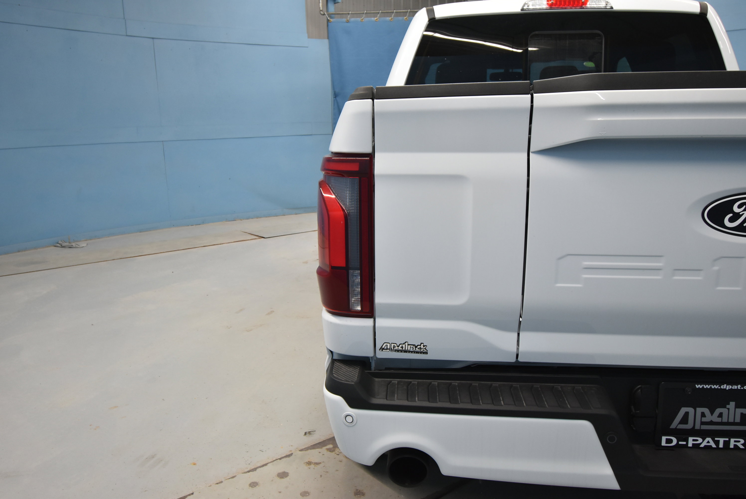 New 2025 Ford F150 Lariat w/ Equipment Group 502A High image 36