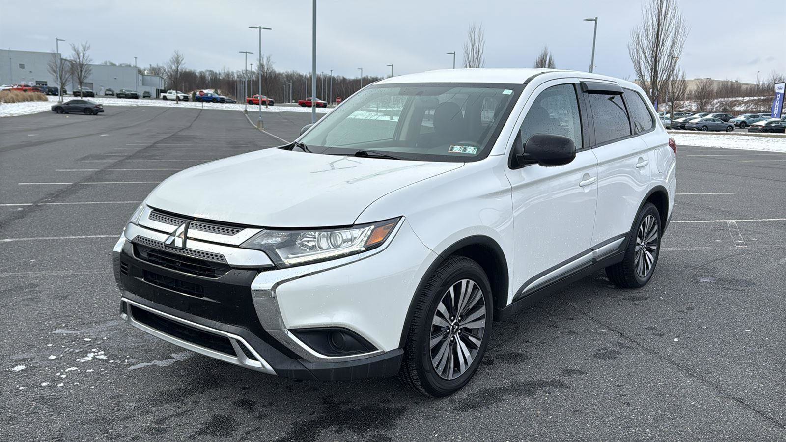 Used 2019 Mitsubishi Outlander ES image 14