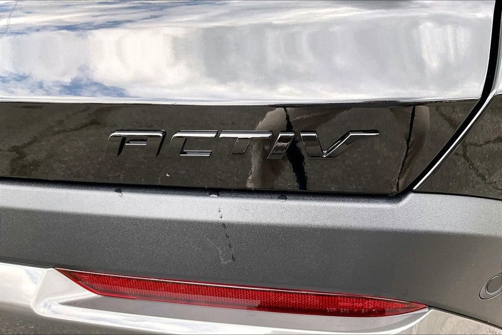 New 2026 Chevrolet Equinox ACTIV w/ Convenience Package III image 9