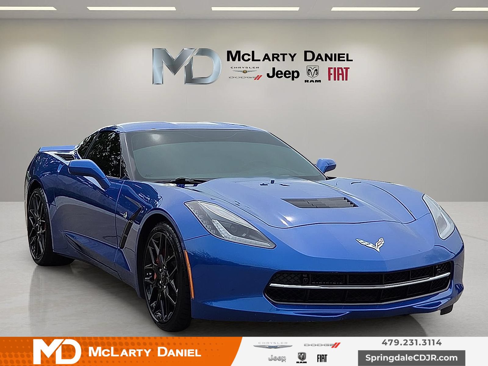Used 2019 Chevrolet Corvette Stingray Coupe RWD image 1