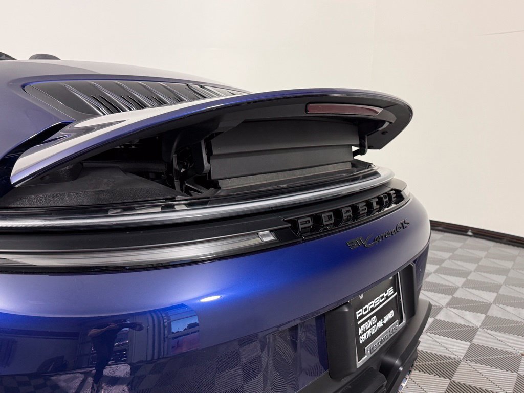 Certified 2025 Porsche 911 Carrera GTS RWD image 18