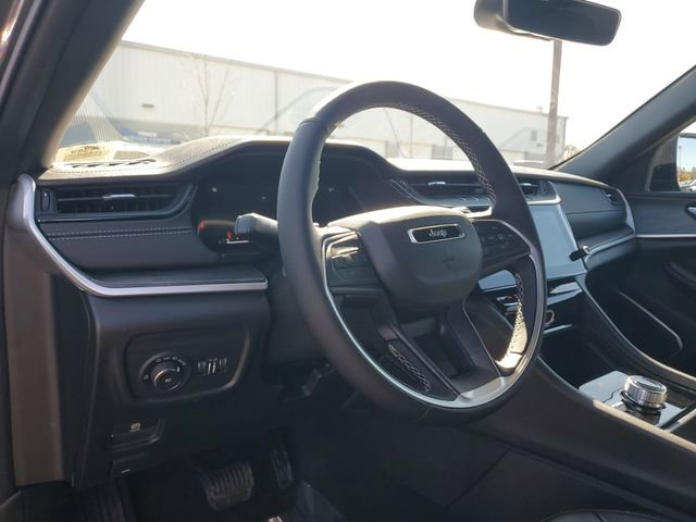 New 2026 Jeep Grand Cherokee Limited w/ Limited Altitude Package image 20