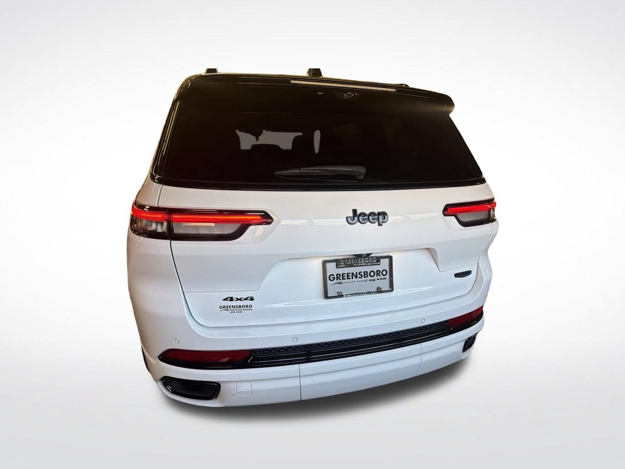 Used 2023 Jeep Grand Cherokee L Summit AWD/4WD image 4