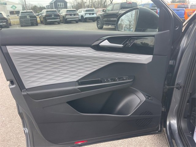 Used 2022 Volkswagen Taos S image 22