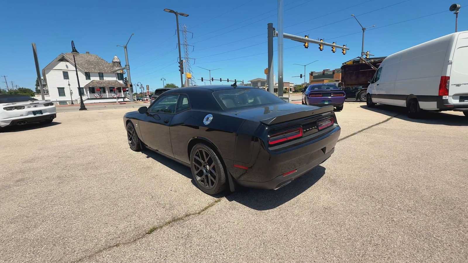 Used 2016 Dodge Challenger R/T Scat Pack w/ Leather Interior Group RWD image 6