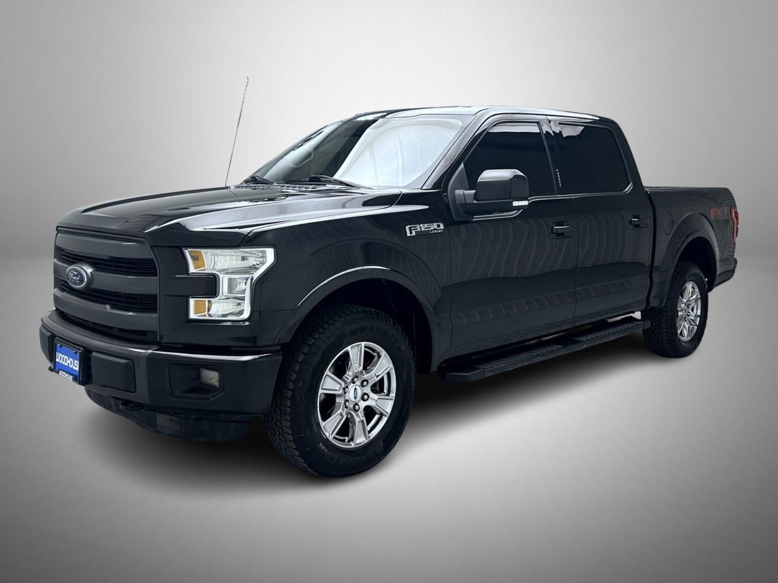 Used 2015 Ford F150 Lariat image 1
