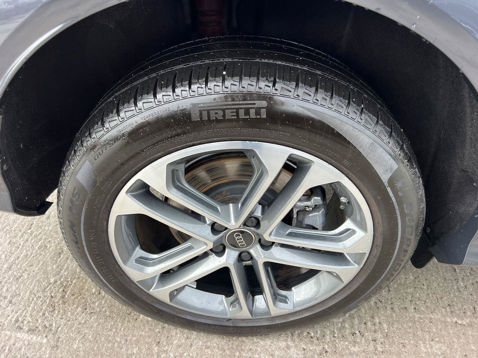 Certified 2025 Audi Q5 Premium w/ Premium Plus AWD/4WD image 17