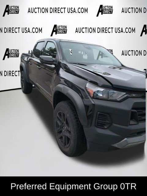 Used 2023 Chevrolet Colorado Trail Boss w/ Technology Package image 2