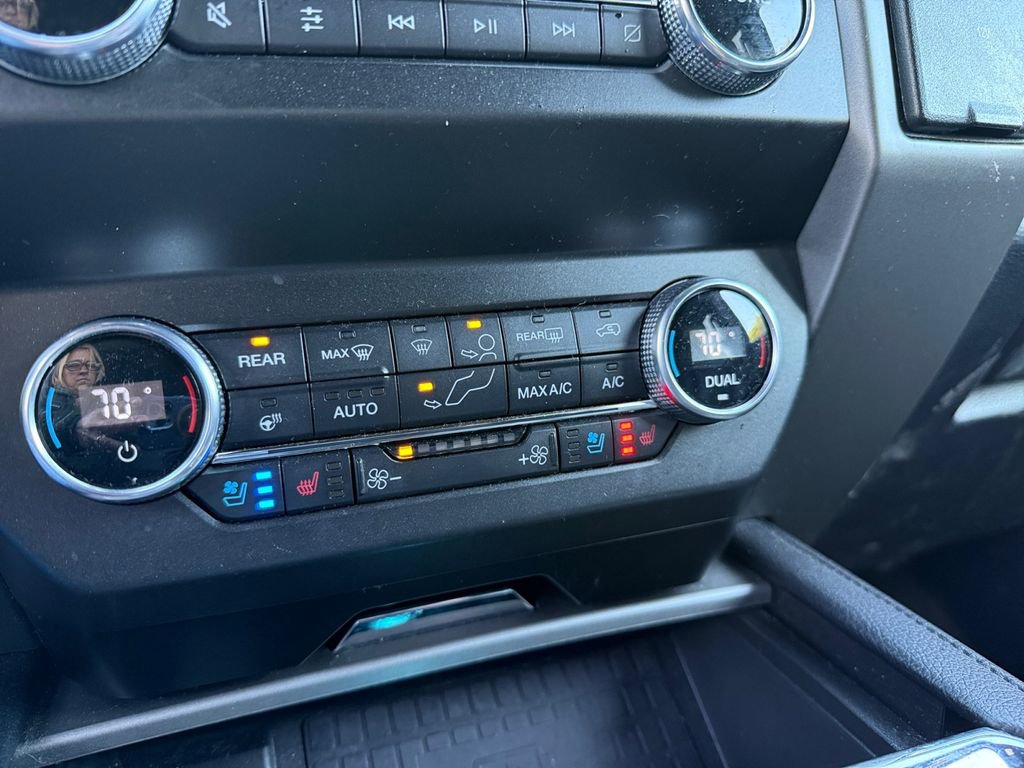 Certified 2019 Ford Expedition XLT w/ Equipment Group 202A AWD/4WD image 22