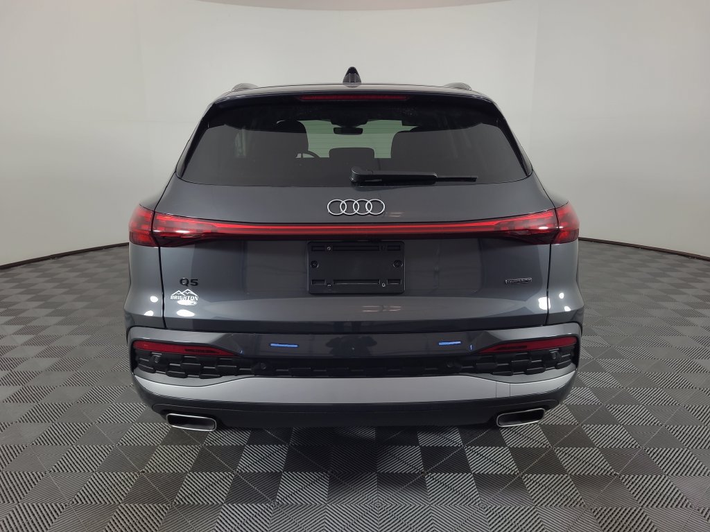 Used 2025 Audi Q5 Premium AWD/4WD image 4