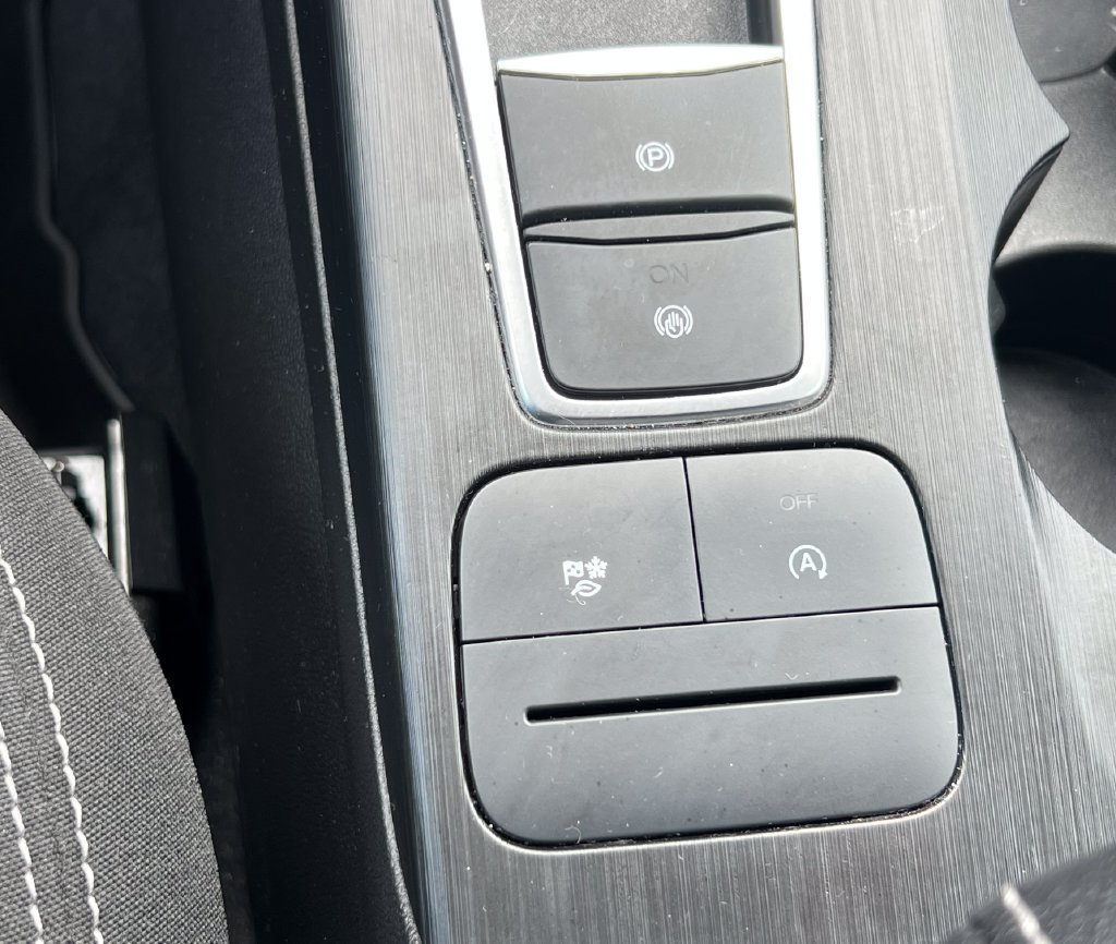 Used 2023 Ford Escape Active AWD/4WD image 37