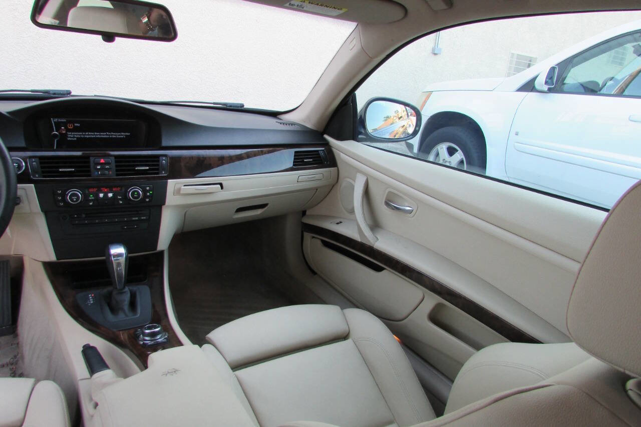 Used 2010 BMW 328i Coupe image 24