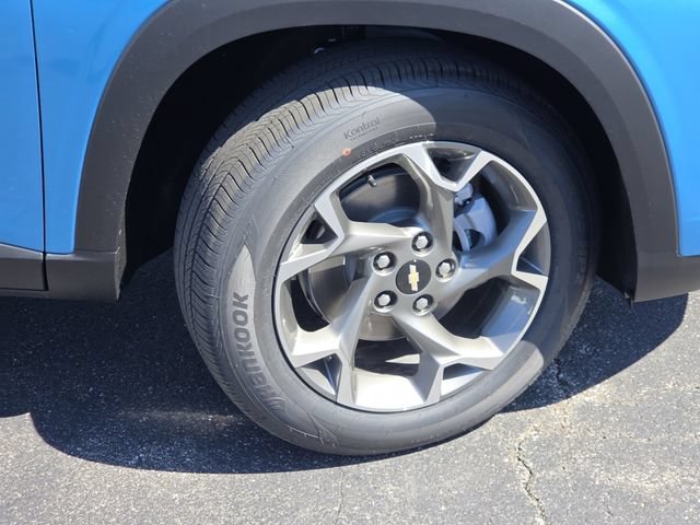 New 2026 Chevrolet Trax LT w/ Driver Confidence Package FWD image 23