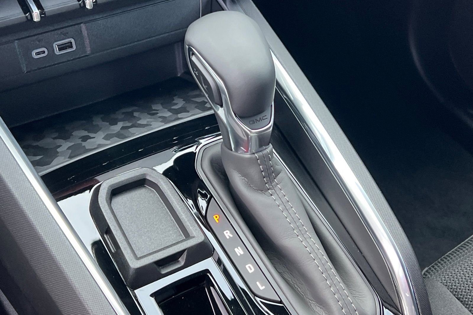 New 2026 GMC Canyon Elevation image 20