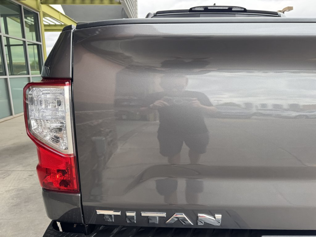 Used 2024 Nissan Titan SV w/ SV Convenience Package RWD image 14