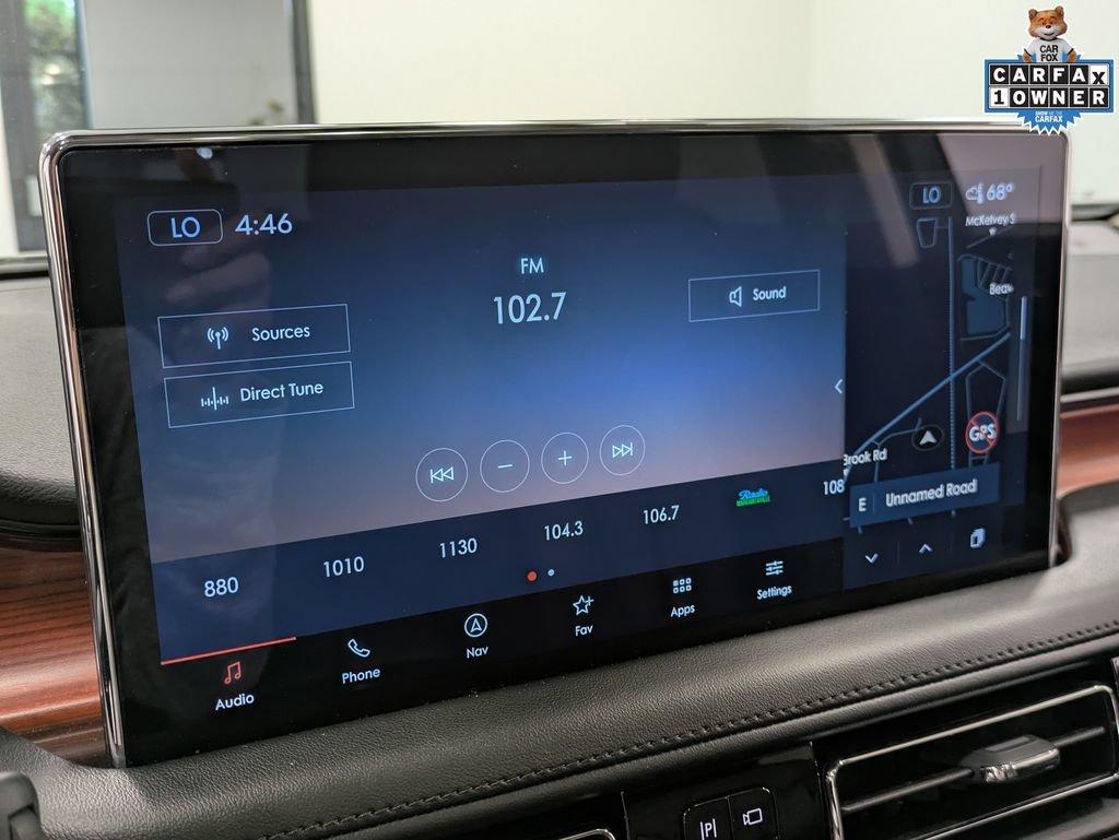 Used 2022 Lincoln Nautilus Reserve AWD/4WD image 16
