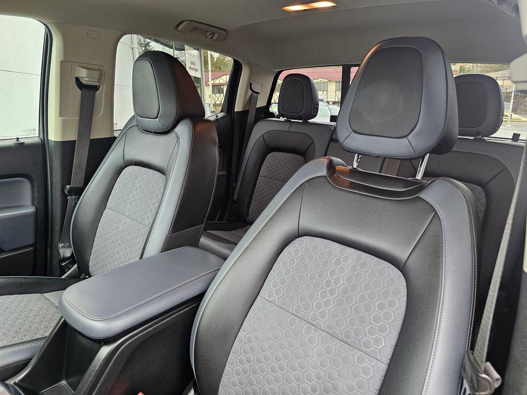 Used 2017 Chevrolet Colorado Z71 image 20