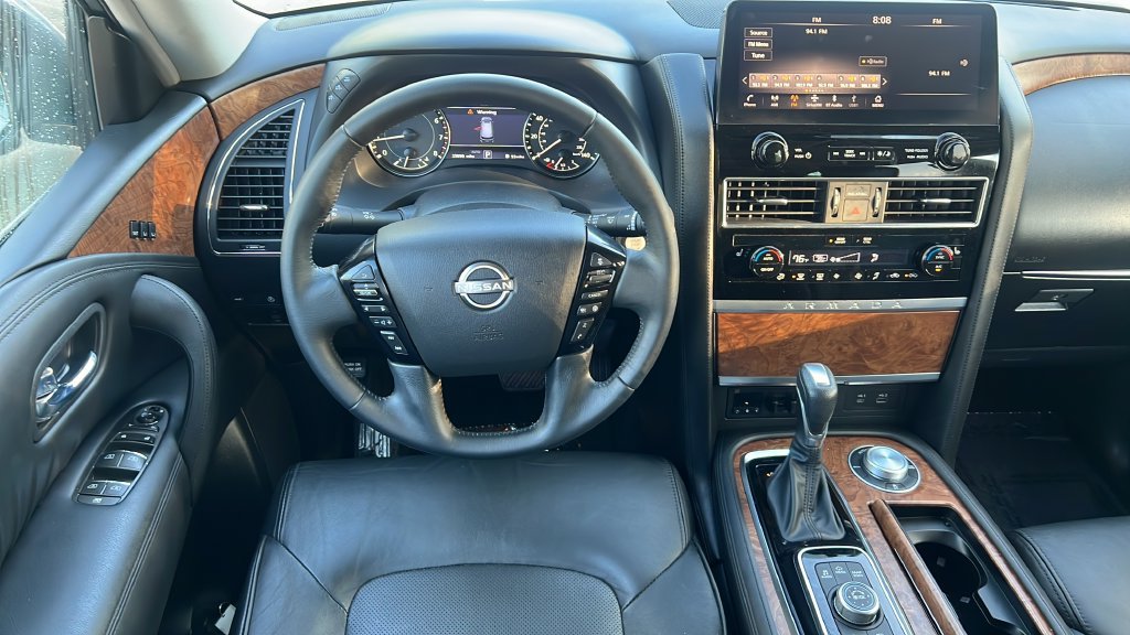 Used 2023 Nissan Armada SL w/ Captain's Chairs Package AWD/4WD image 11