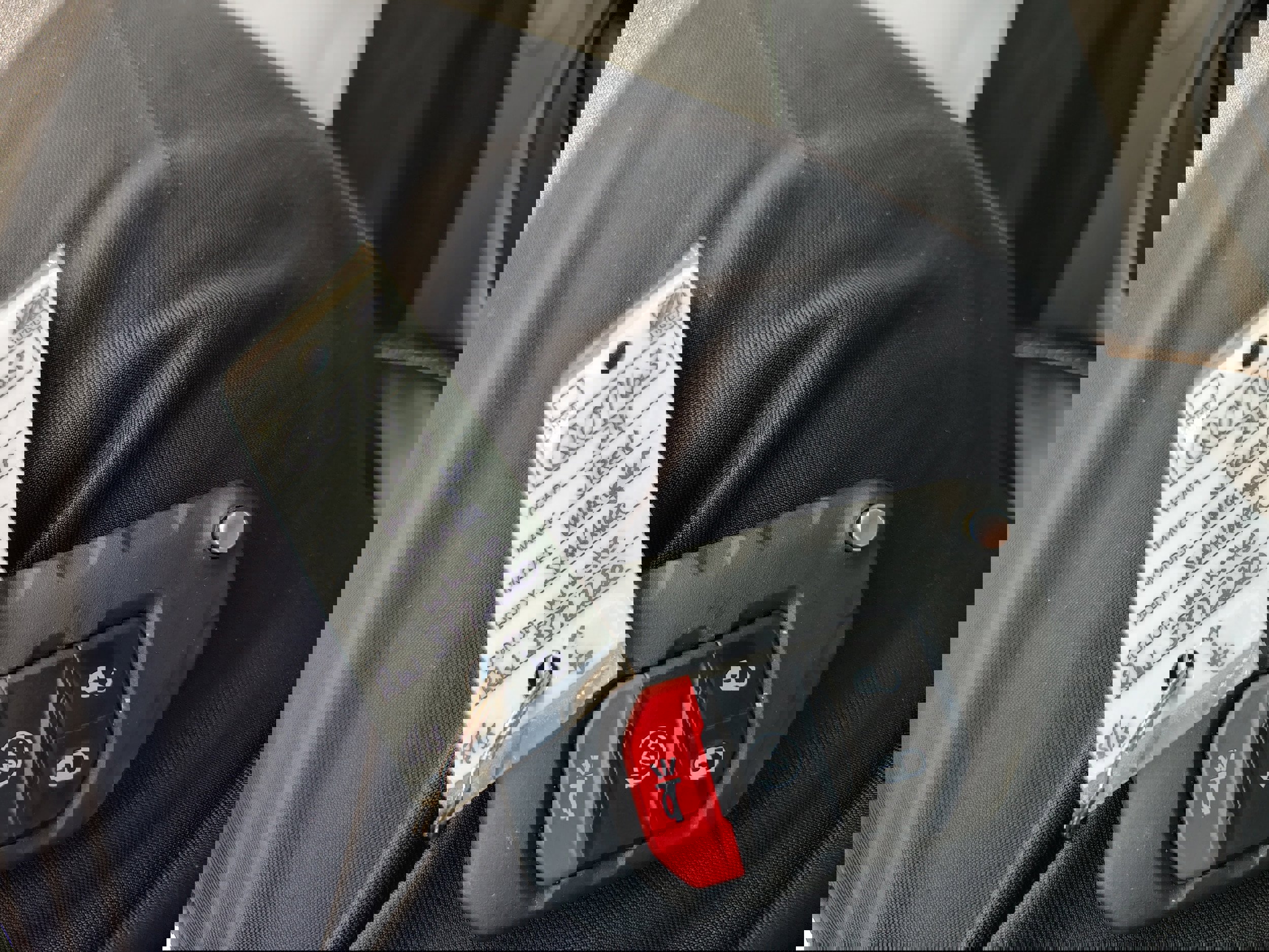 Certified 2024 Jeep Wrangler Sahara w/ Technology Group image 34