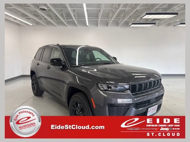 New 2026 Jeep Grand Cherokee Altitude AWD/4WD image 1
