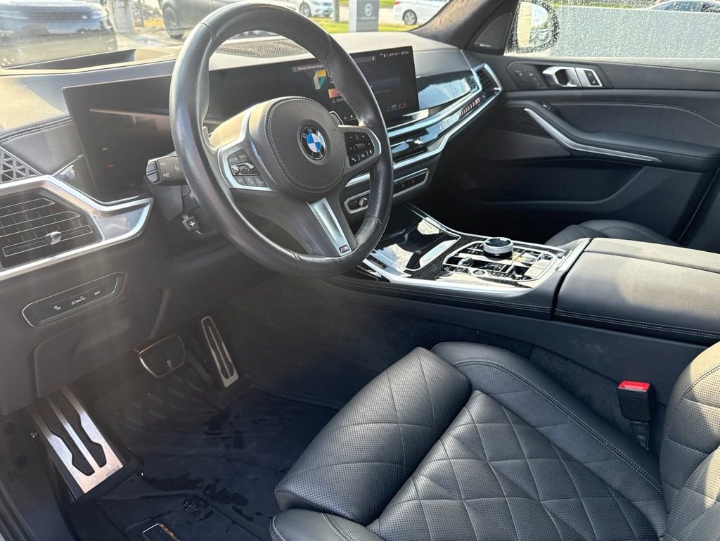 Used 2024 BMW X7 xDrive40i w/ Executive Package AWD/4WD image 10