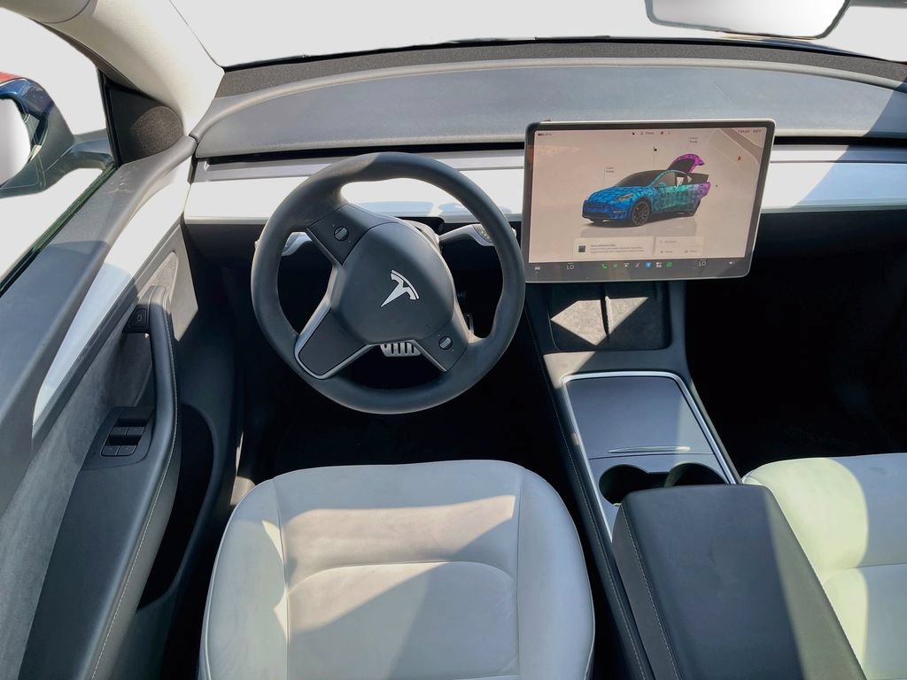 Used 2024 Tesla Model Y Performance AWD/4WD image 22