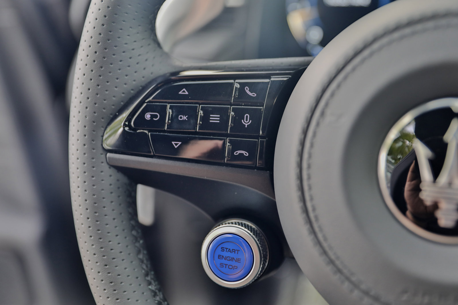 New 2024 Maserati Grecale GT image 22