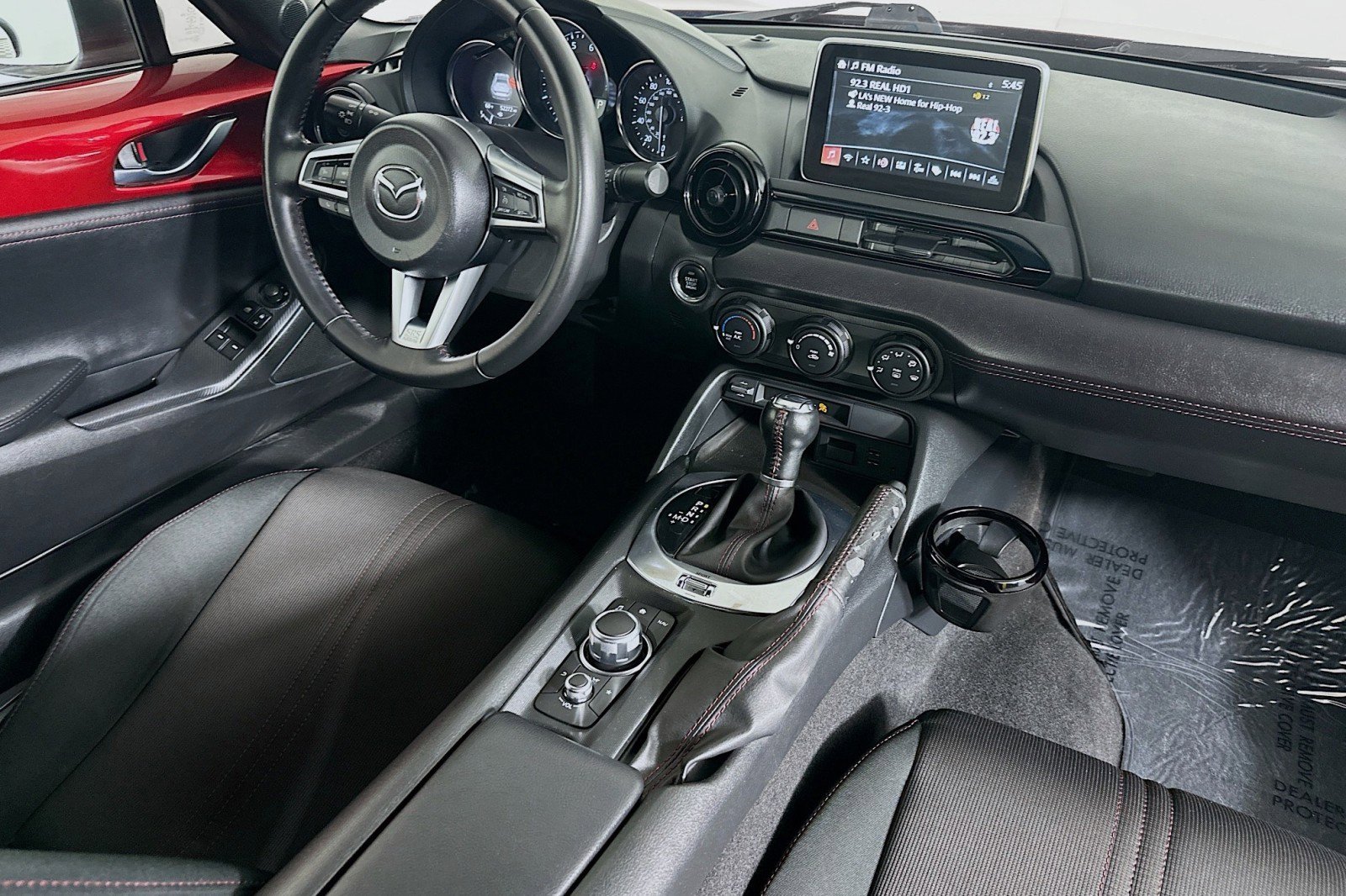 Used 2017 MAZDA MX-5 Miata RF Club image 6