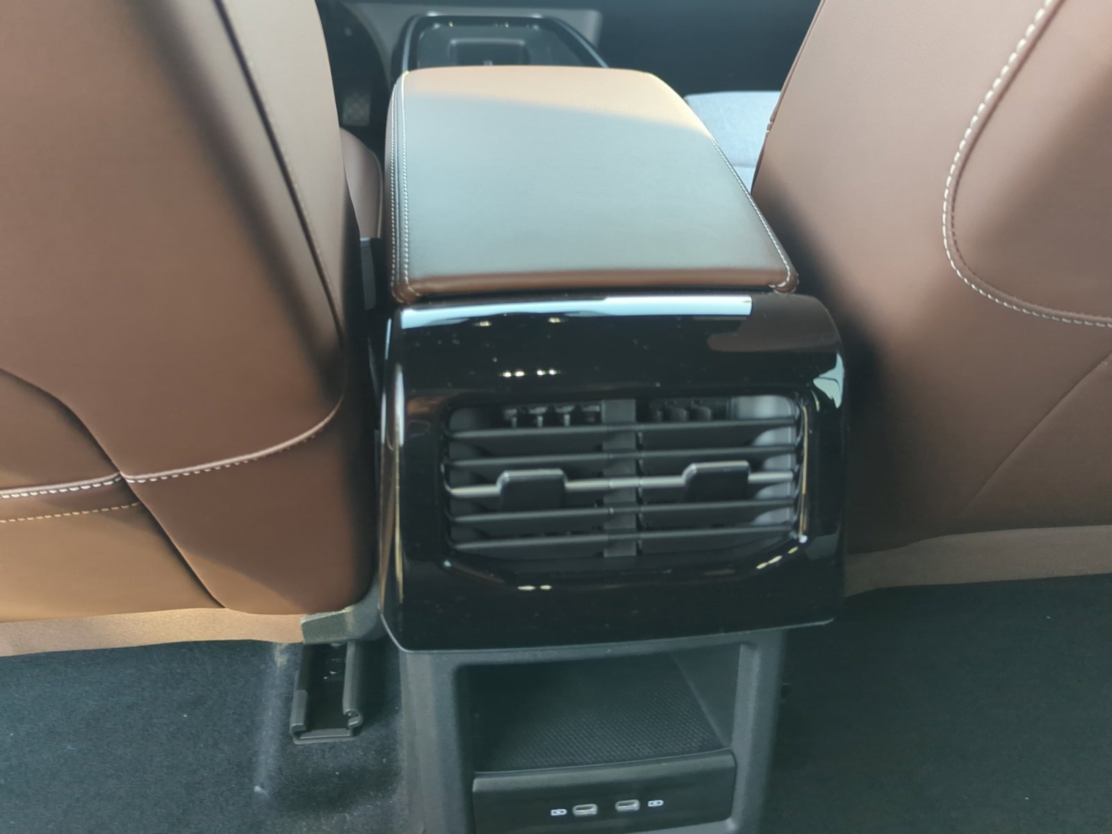 New 2026 Volkswagen ID.4 Pro image 30