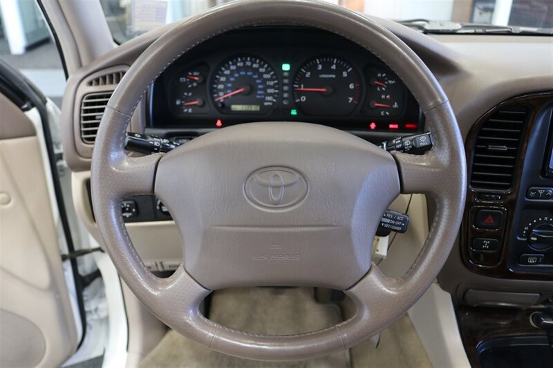 Used 1999 Toyota Land Cruiser AWD/4WD image 85