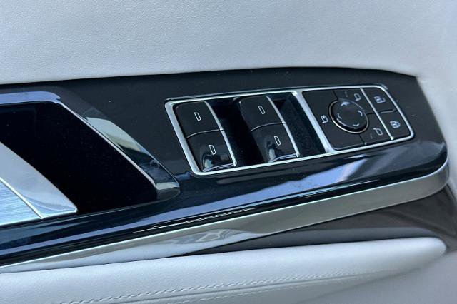 New 2026 Cadillac Escalade ESV Platinum Sport w/ LPO, ONYX Package image 11