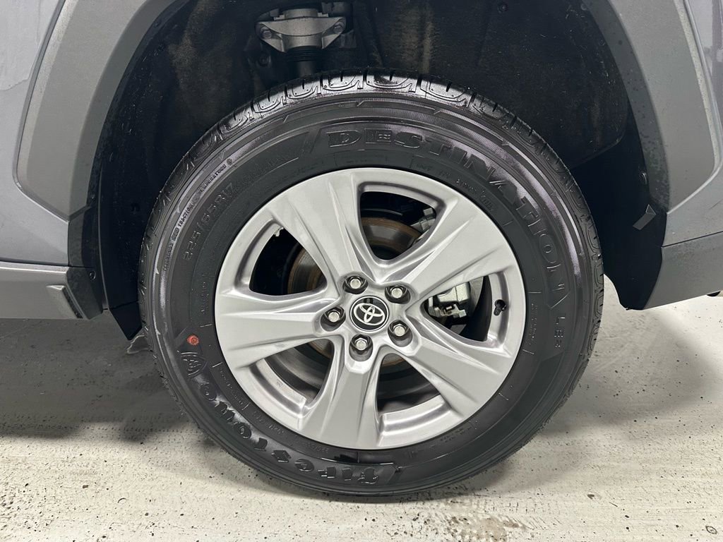 Used 2025 Toyota RAV4 XLE w/ Convenience Package image 63