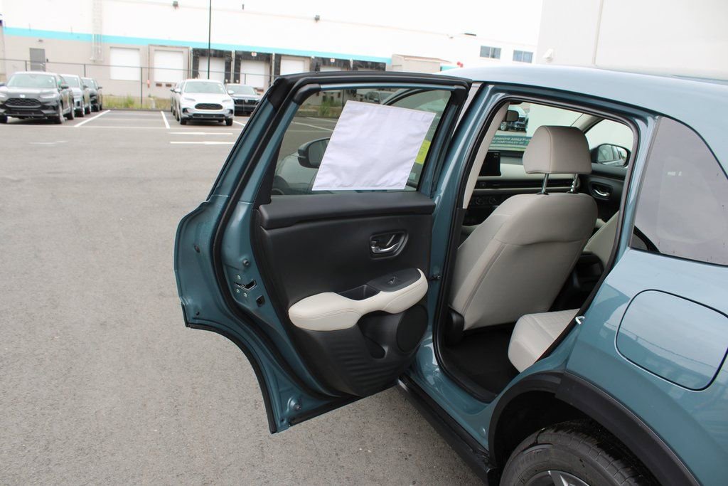 New 2026 Honda HR-V LX image 22