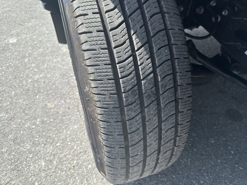 Used 2025 Toyota Tacoma SR w/ Towing Package image 27