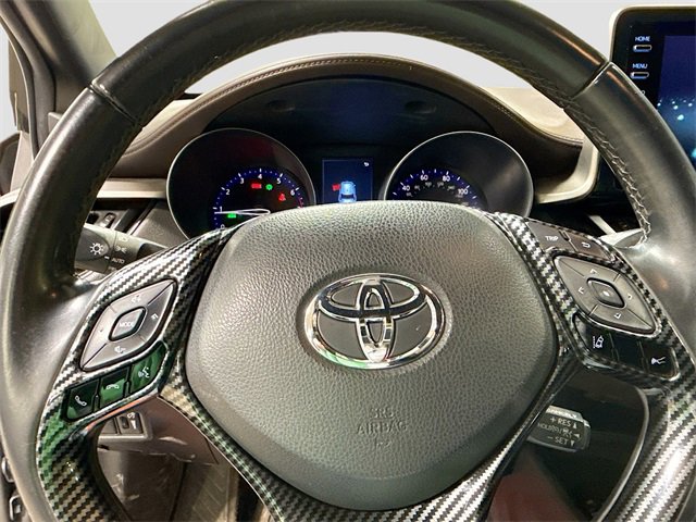 Used 2019 Toyota C-HR Limited image 11