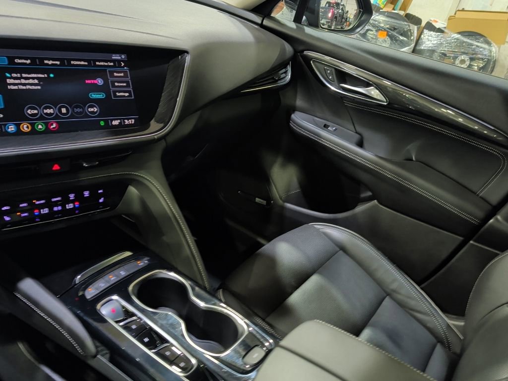 Used 2021 Buick Envision Essence w/ Technology Package I AWD/4WD image 20