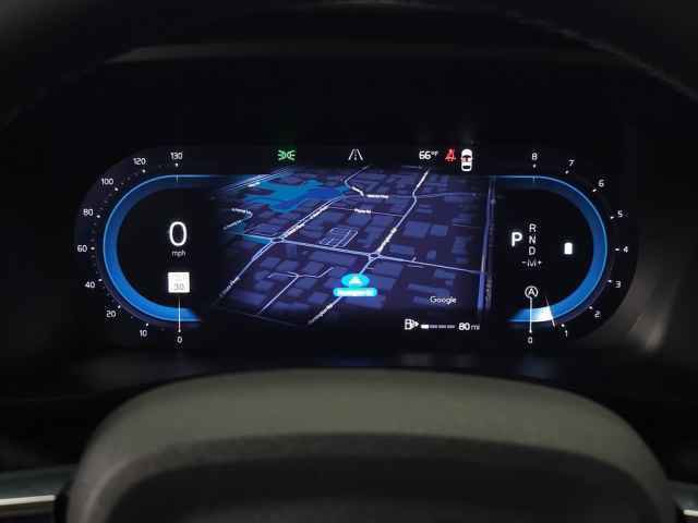 Certified 2024 Volvo XC40 B5 Plus w/ Climate Package AWD/4WD image 21
