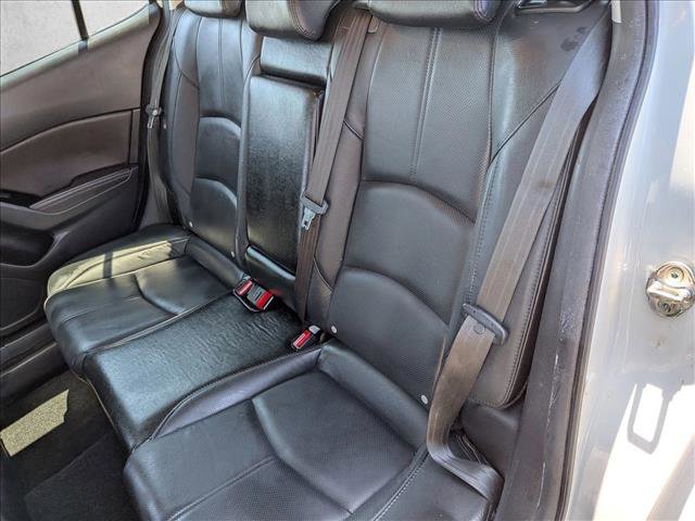 Used 2018 MAZDA MAZDA3 Grand Touring image 17