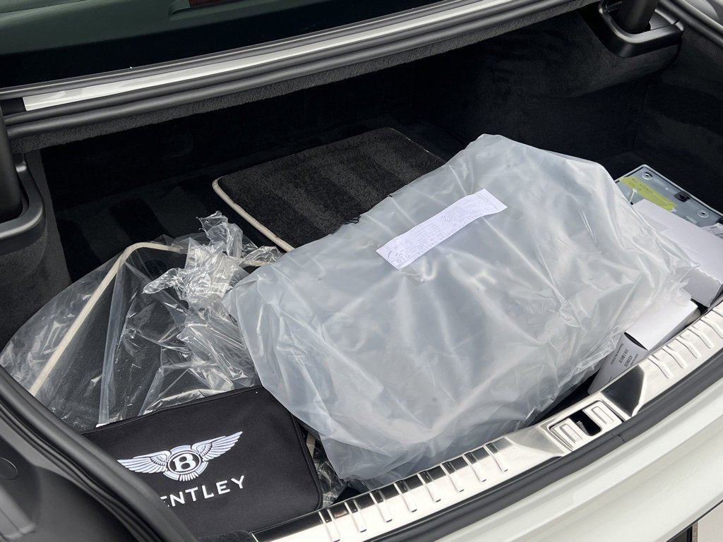 Used 2025 Bentley Flying Spur Speed image 21