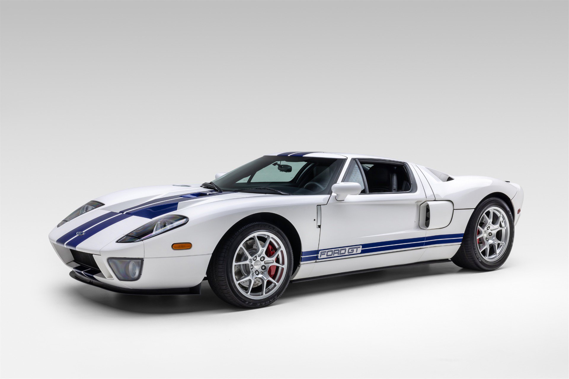 Used 2005 Ford GT