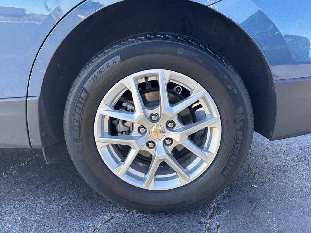 Used 2024 Chevrolet Equinox LS image 29
